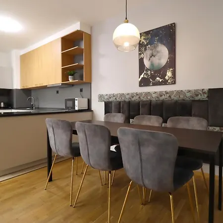 Lägenhet Kazinczy 2bdr With Ac, Smart Tv *